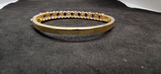 7.50 CARAT SAPPHIRE OVAL And Moissanite Diamond Wedding Bracelet,Half Eternity Bangle, Sapphire Bracelet,Anniversary Gifts, Handmade jewelry