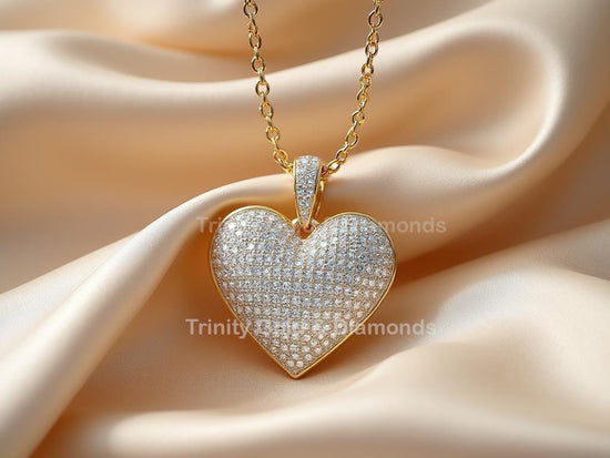 Classic Pavé Heart Pendant Necklace • Gold Sparkle Heart Charm for Women • Elegant Romantic Jewelry Gift • Dainty Love Necklace