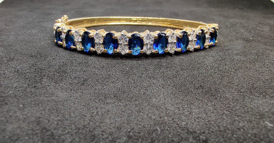 7.50 CARAT SAPPHIRE OVAL And Moissanite Diamond Wedding Bracelet,Half Eternity Bangle, Sapphire Bracelet,Anniversary Gifts, Handmade jewelry