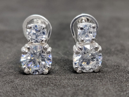 Moissanite Diamond Stud Earrings For Her, 925 Sterlingh Silver, 14k White Gold Plated, Moissanite Studs Earrings, Handmade Earrings