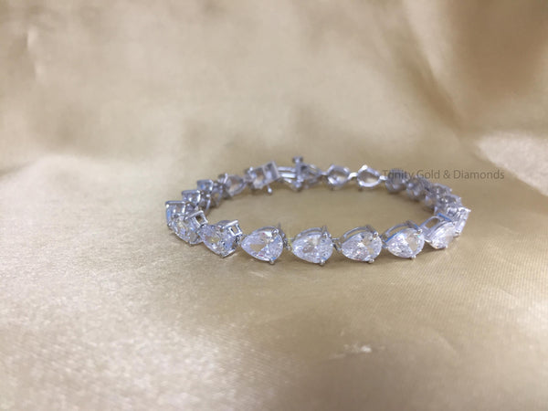 Pear Cut Tennis Bracelet For Women • Anniversary Gift for Her • Timeless Teardrop East-West Pear Lab Grown Diamond Tennis Bracelet 5-10 Inch