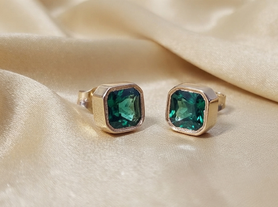 Emerald Stud Earring • Hexagon Shape Emerald Stud Earrings for Women •  Perfect Gift • Stud With Push Back • Handset Bezel Studs